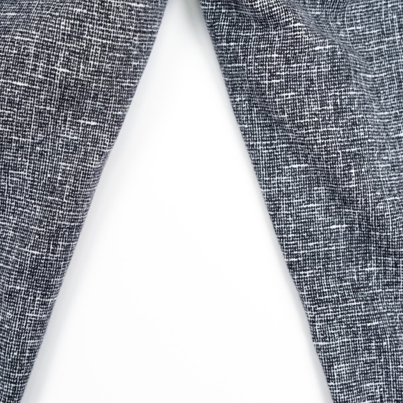 EXPRESS black grey twill capri crop pants size 8 - Picture 8 of 9